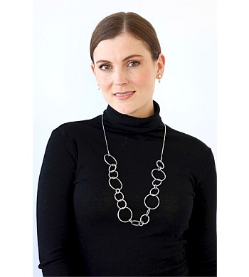 Archer House Interlinked Chain Necklace